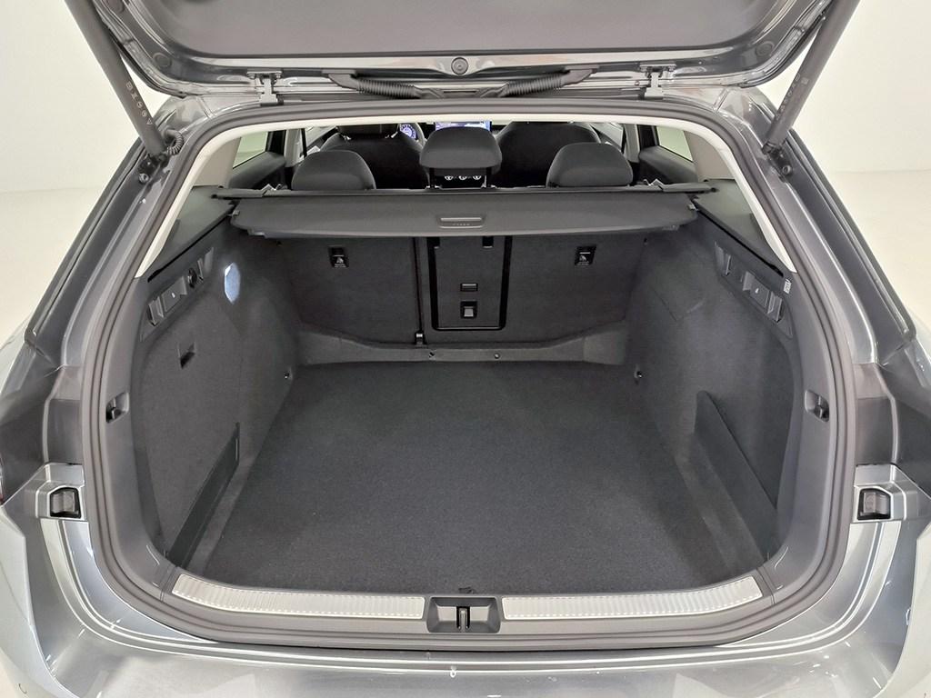 Skoda Superb Combi 1.5 TSI m-HEV Selection DSG 110 kW (150 CV) - 6