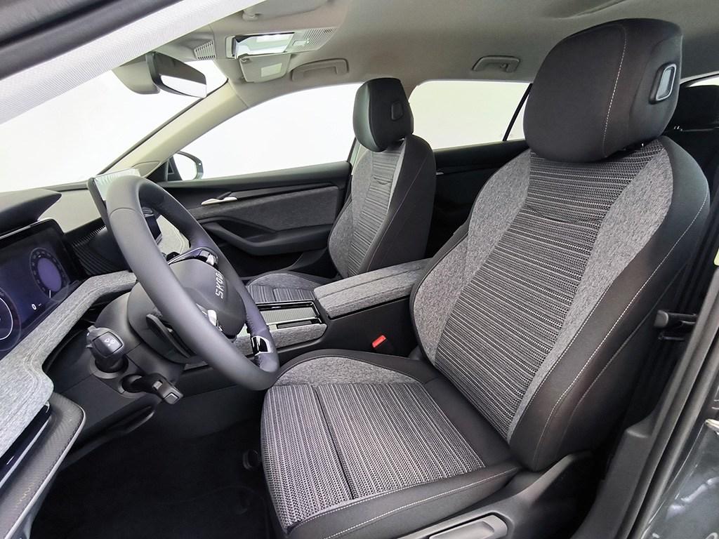 Skoda Superb Combi 1.5 TSI m-HEV Selection DSG 110 kW (150 CV) - 10