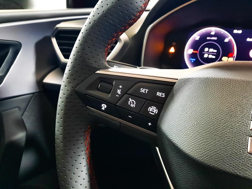 SEAT León 1.5 TSI e-Hybrid S&S FR XXL DSG 150 kW (204 CV) - 9