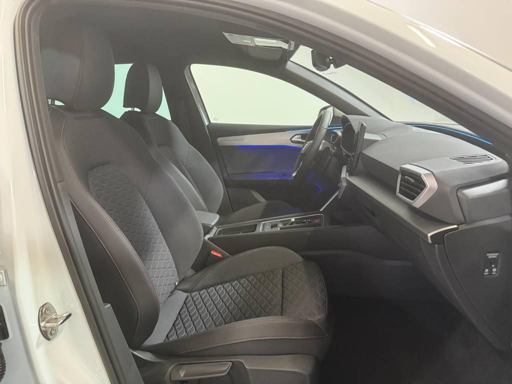 SEAT León 1.5 TSI e-Hybrid S&S FR XXL DSG 150 kW (204 CV) - 4