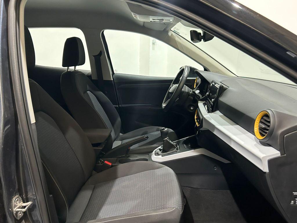 SEAT Arona 1.0 TSI Style Special Edition 70 kW (95 CV) - 4