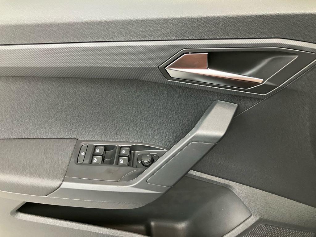 SEAT Arona 1.0 TSI Style XM DSG 85 kW (115 CV) - 13