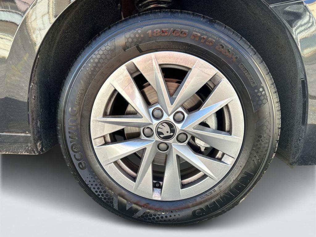 Skoda Fabia 1.0 TSI Selection 70 kW (95 CV) - 7