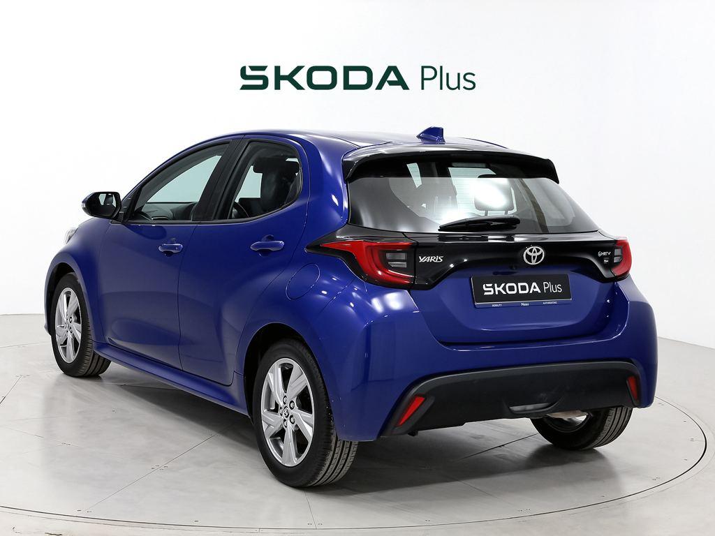 Toyota Yaris 120H Active Plus 85 kW (116 CV) - 1