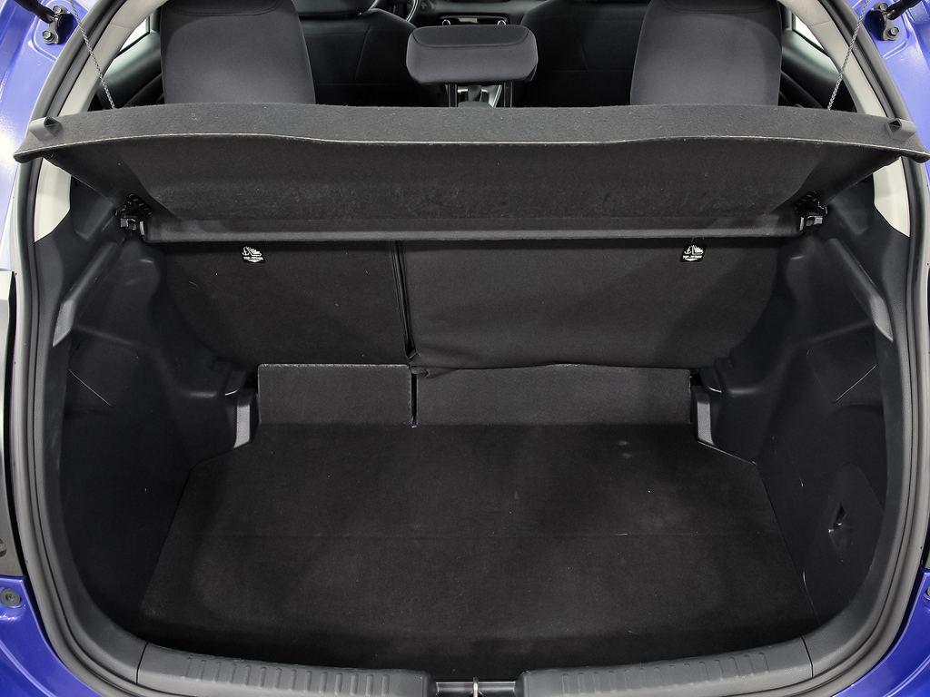 Toyota Yaris 120H Active Plus 85 kW (116 CV) - 6