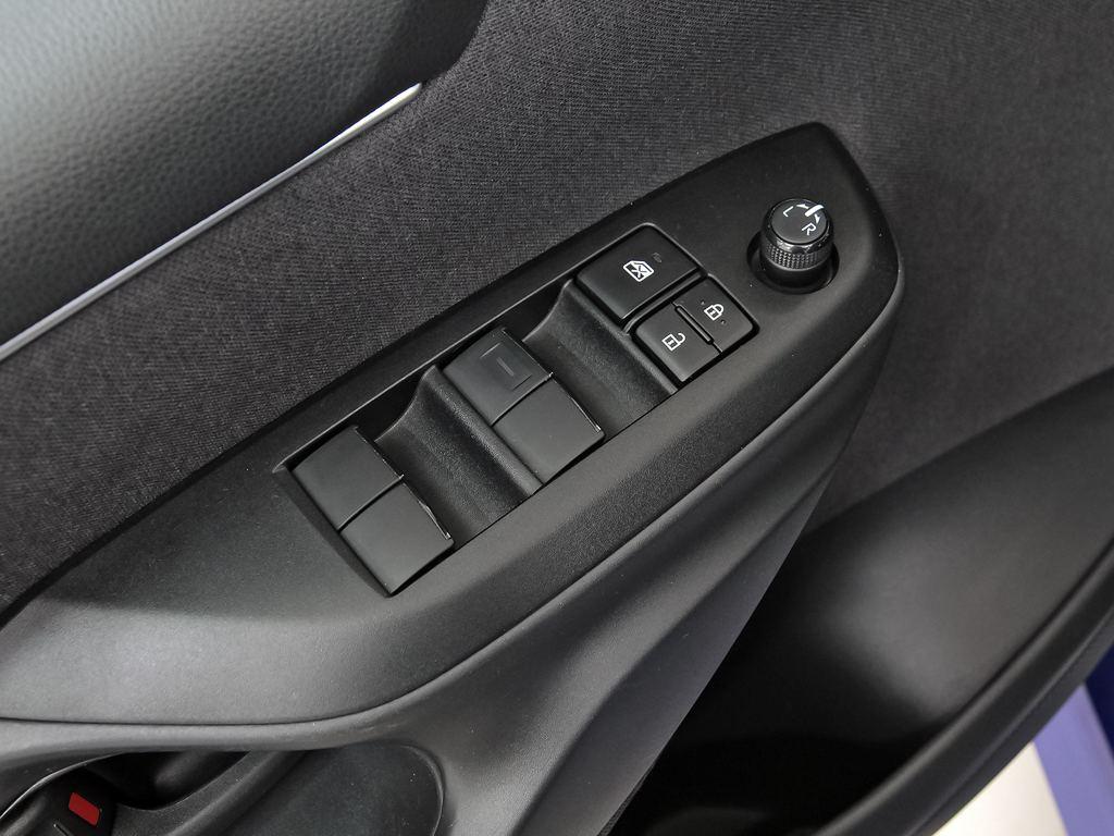 Toyota Yaris 120H Active Plus 85 kW (116 CV) - 9