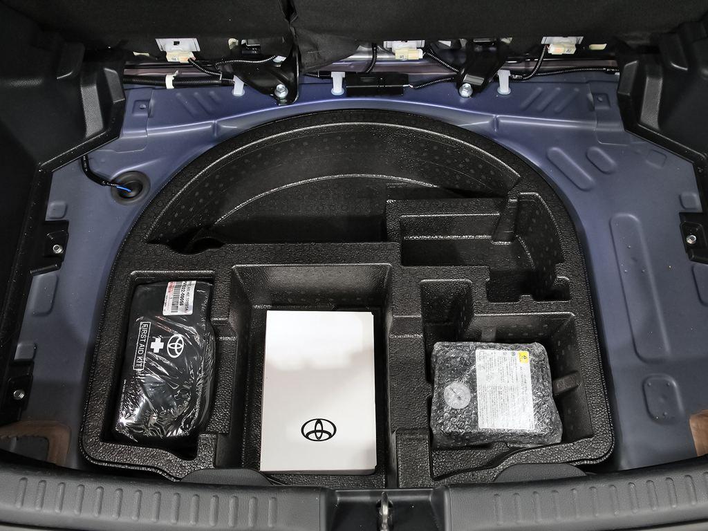 Toyota Yaris 120H Active Plus 85 kW (116 CV) - 19