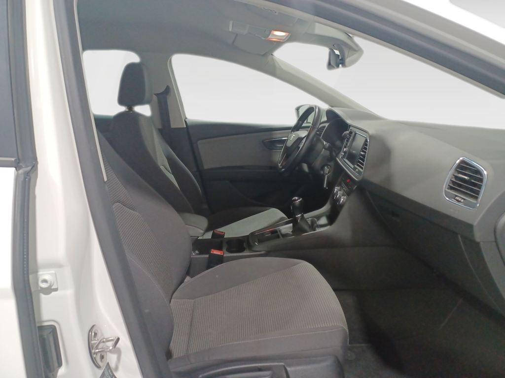 SEAT León ST 1.6 TDI S&S Style Edition Nav 85 kW (115 CV) - 4