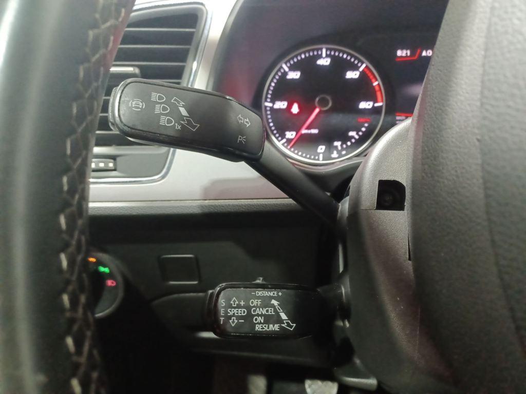 SEAT León ST 1.6 TDI S&S Style Edition Nav 85 kW (115 CV) - 11