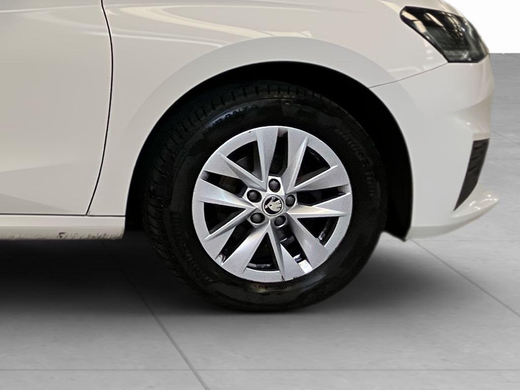 Skoda Fabia 1.0 TSI Ambition 70 kW (95 CV) - 7