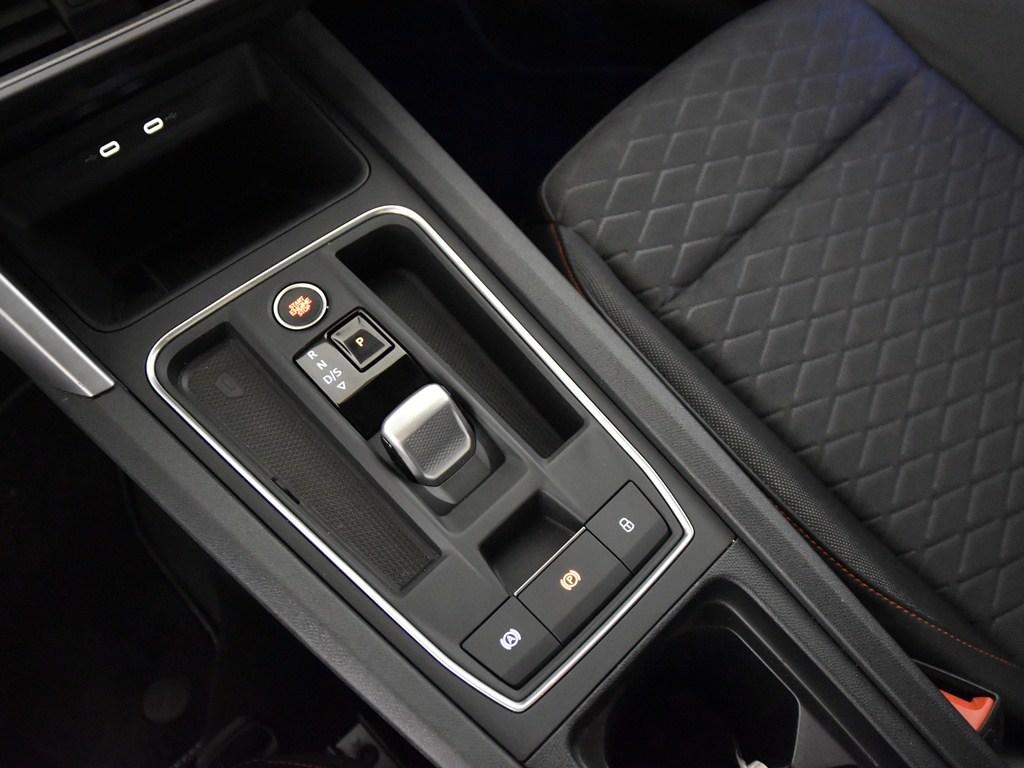 SEAT León ST 1.5 eTSI S&S FR Special Edition Vision DSG 110 kW (150 CV) - 10