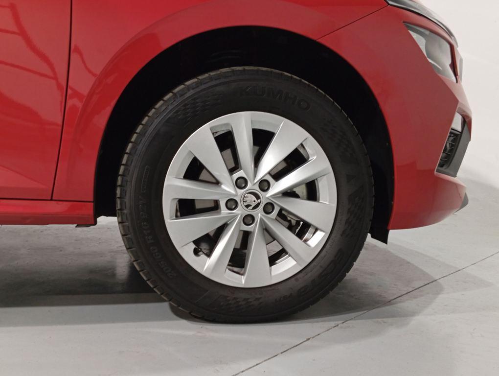 Skoda Kamiq 1.0 TSI Selection 70 kW (95 CV) - 7