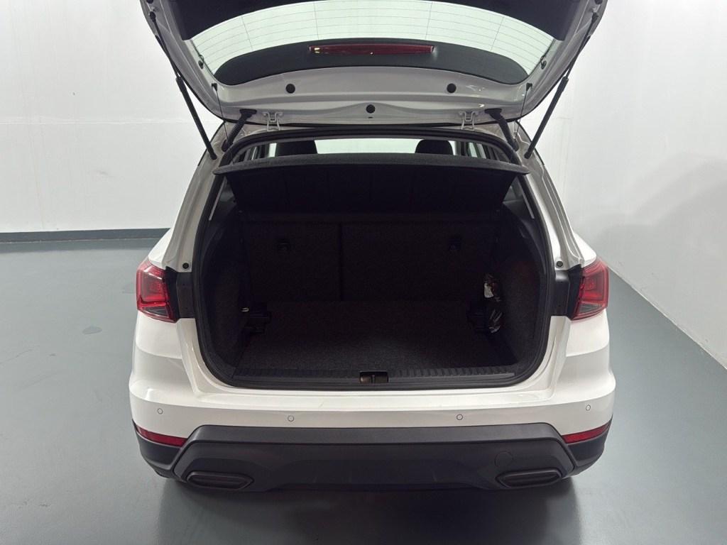 SEAT Arona 1.0 TSI Style XM DSG 85 kW (115 CV) - 6