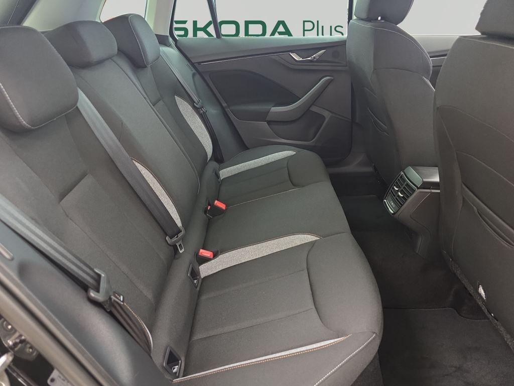 Skoda Kamiq 1.0 TSI Selection DSG 85 kW (115 CV) - 5