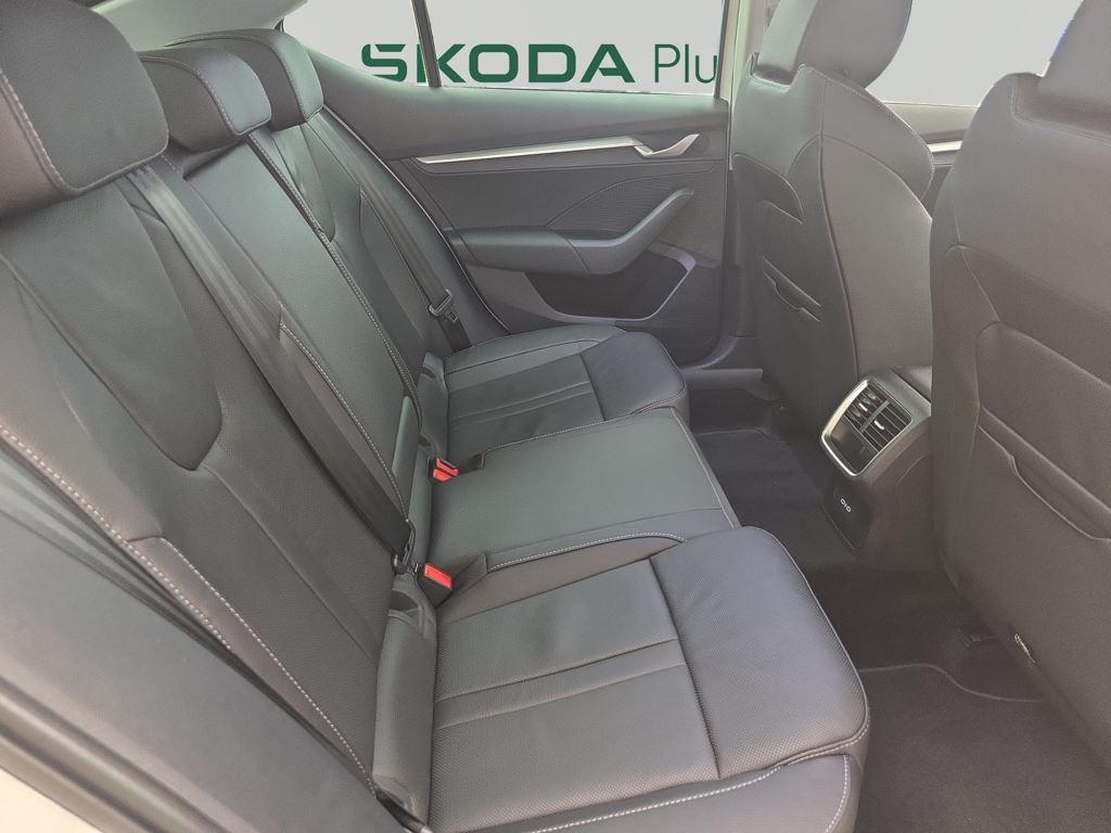 Skoda Octavia 2.0 TDI Design DSG 110 kW (150 CV) - 5