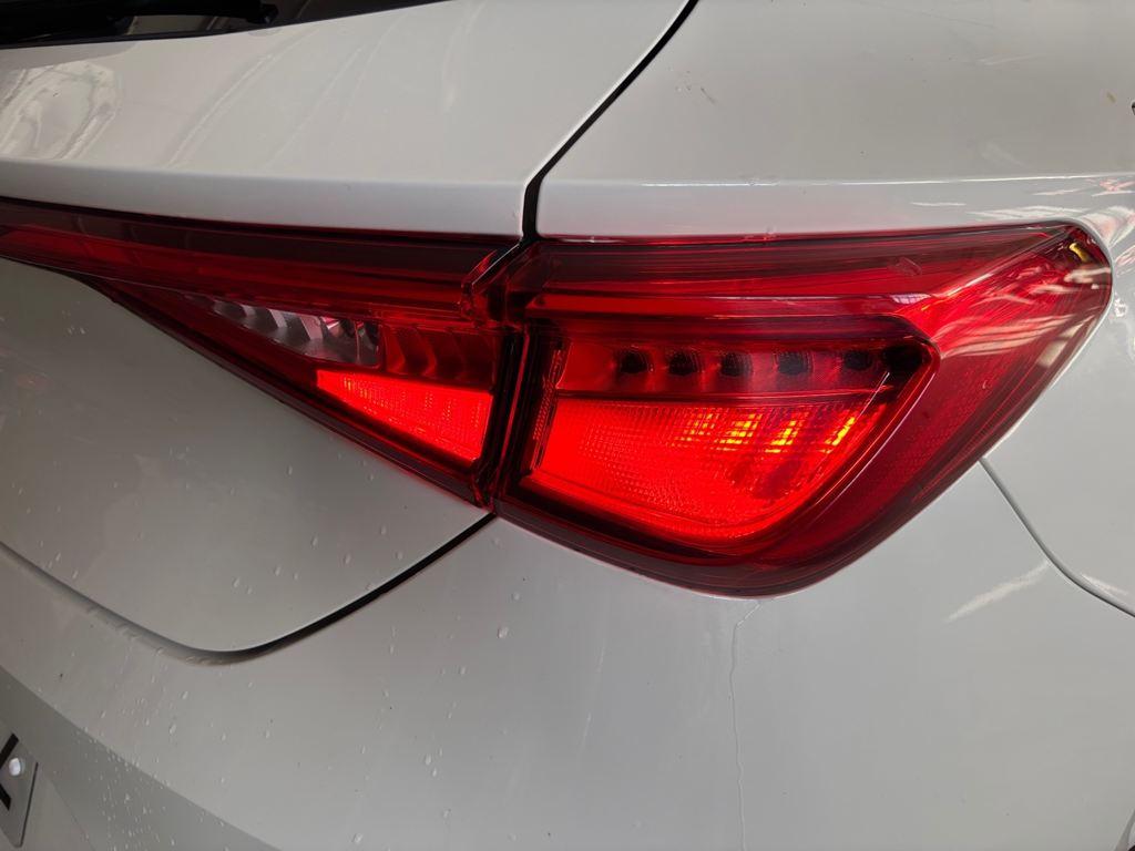 SEAT León 1.0 TSI S&S Style XL Vision 81 kW (110 CV) - 18