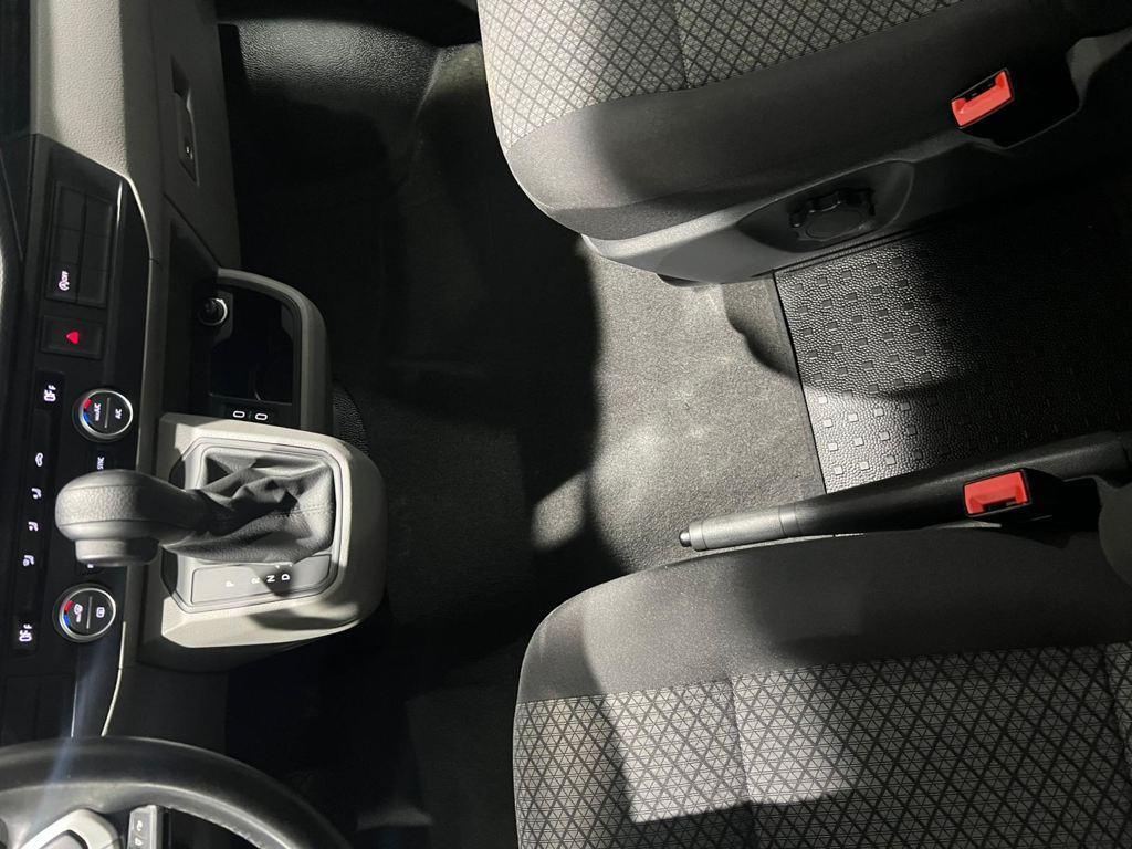 Volkswagen Caravelle Origin Batalla Corta 2.0 TDI BMT 110 kW (150 CV) DSG - 13