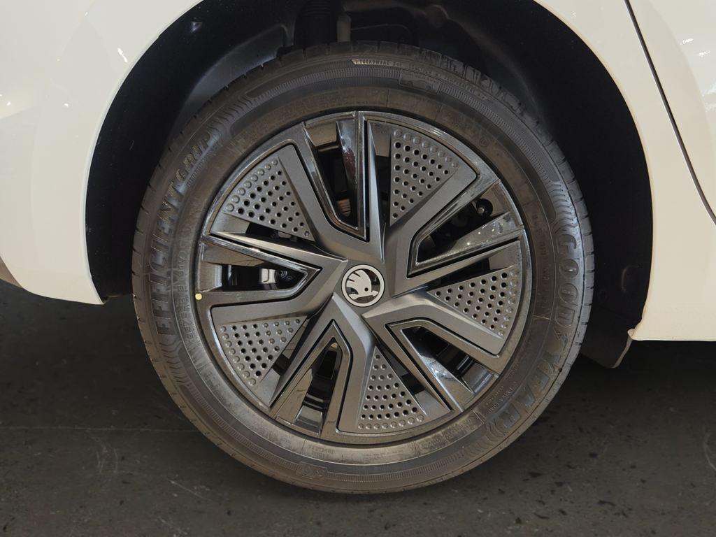 Skoda Fabia 1.0 TSI Design 70 kW (95 CV) - 7