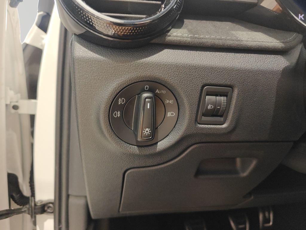 Skoda Fabia 1.0 TSI Design 70 kW (95 CV) - 11