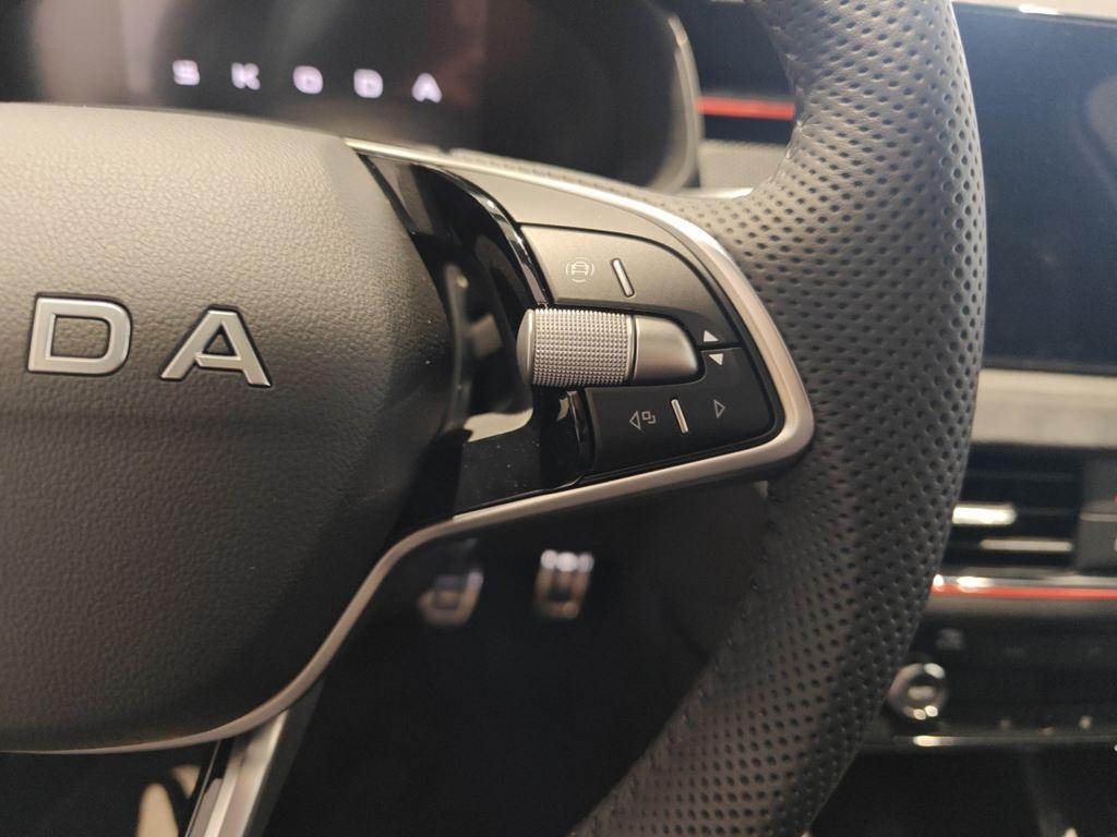 Skoda Scala 1.5 TSI Design 110 kW (150 CV) - 9