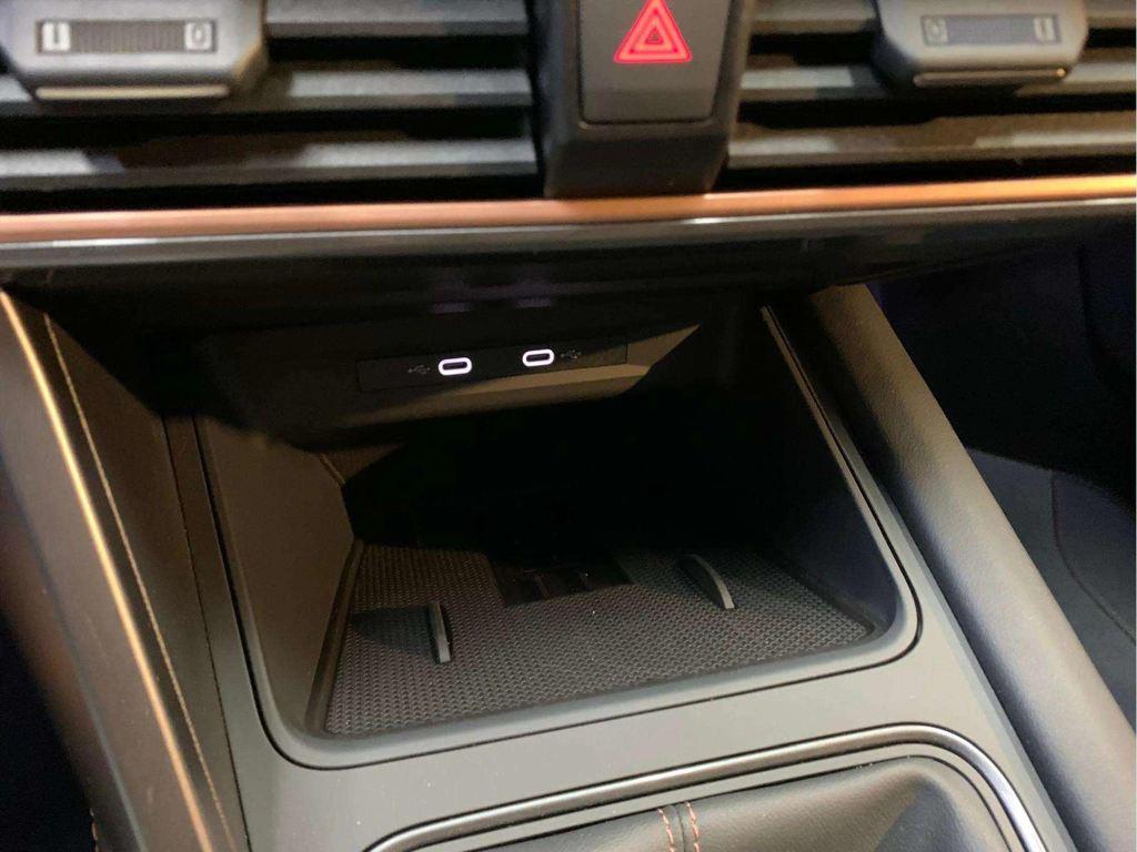 CUPRA Leon Sportstourer 1.5 TSI 110 kW (150 CV) - 12