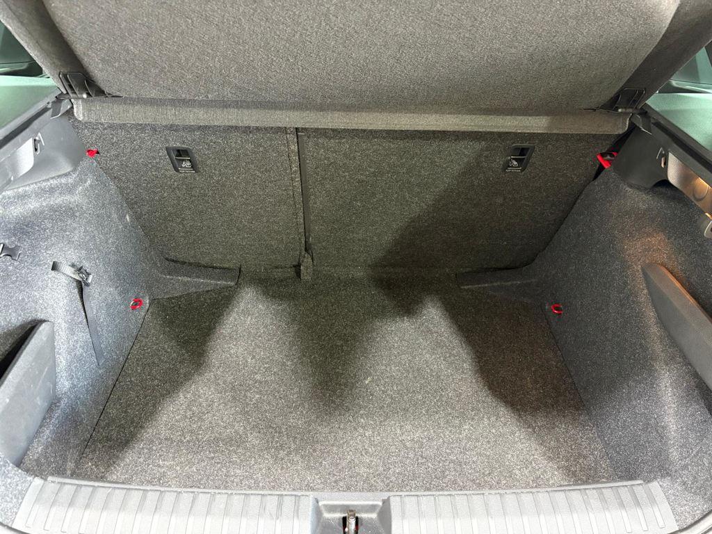 Skoda Kamiq 1.5 TSI Design DSG 110 kW (150 CV) - 6