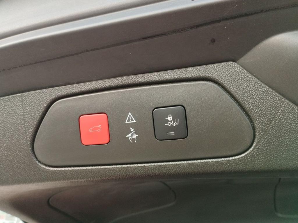 Opel Grandland X 1.6 Turbo Ultimate Auto 133 kW (181 CV) - 9