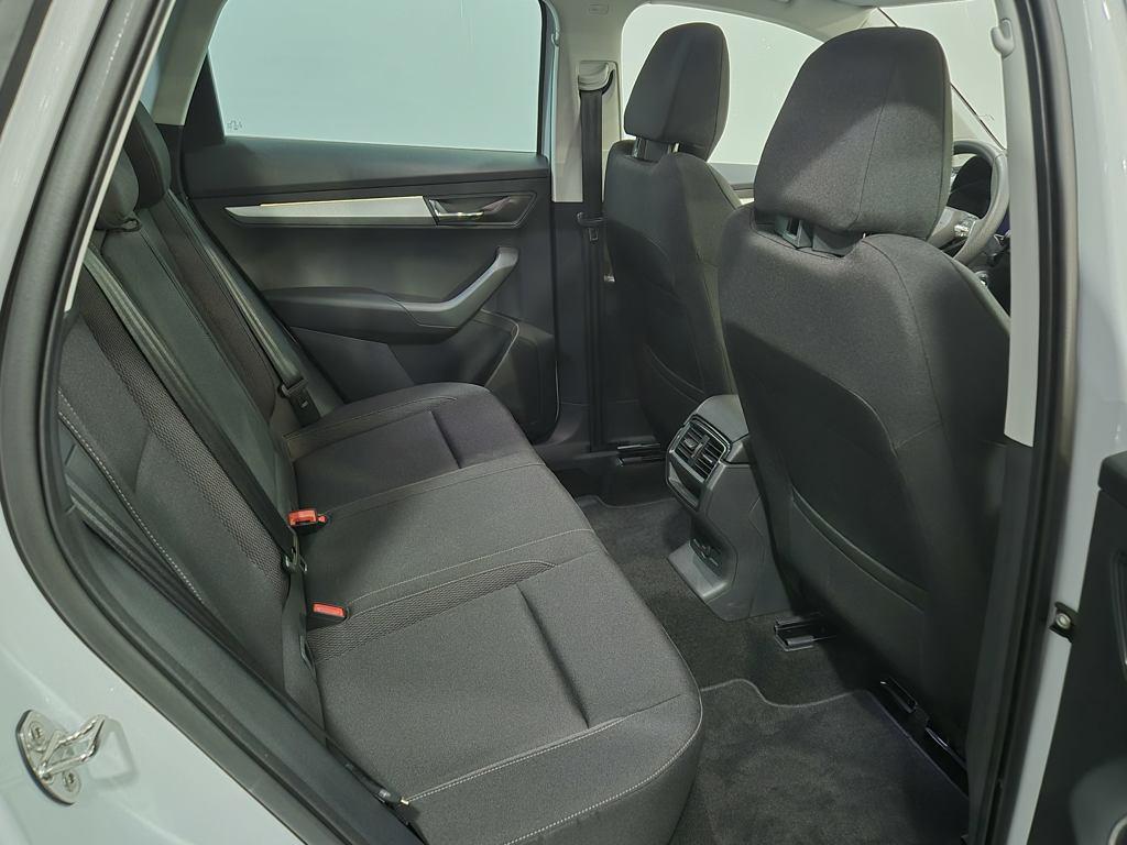 Skoda Karoq 1.5 TSI ACT Design DSG 110 kW (150 CV) - 5