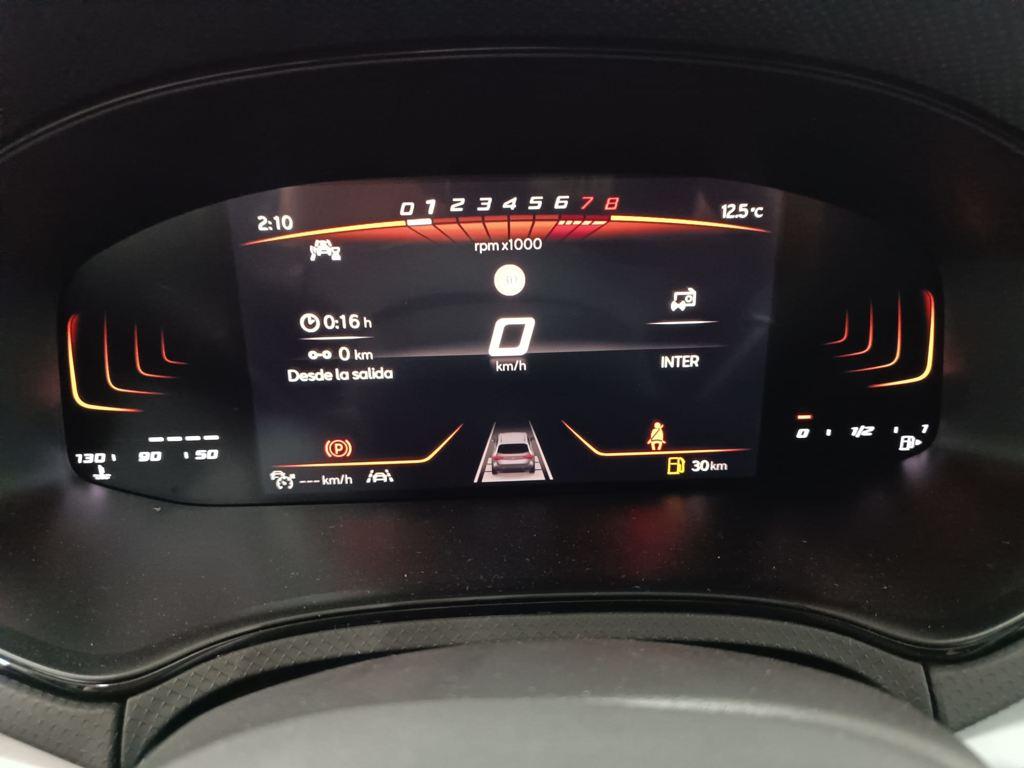 SEAT Arona 1.0 TSI Style XM 81 kW (110 CV) - 10