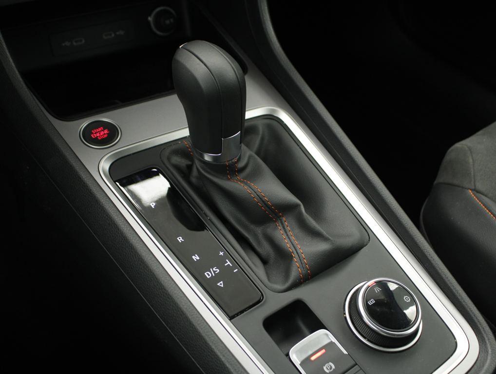 SEAT Ateca 1.5 TSI S&S FR Special Edition DSG 110 kW (150 CV) - 9