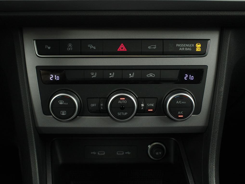 SEAT Ateca 1.5 TSI S&S FR Special Edition DSG 110 kW (150 CV) - 10