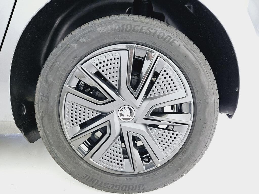 Skoda Fabia 1.0 TSI Selection 70 kW (95 CV) - 7