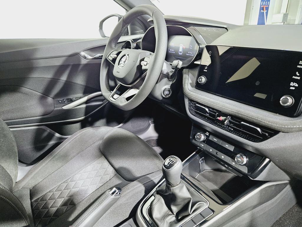 Skoda Fabia 1.0 TSI Selection 70 kW (95 CV) - 10