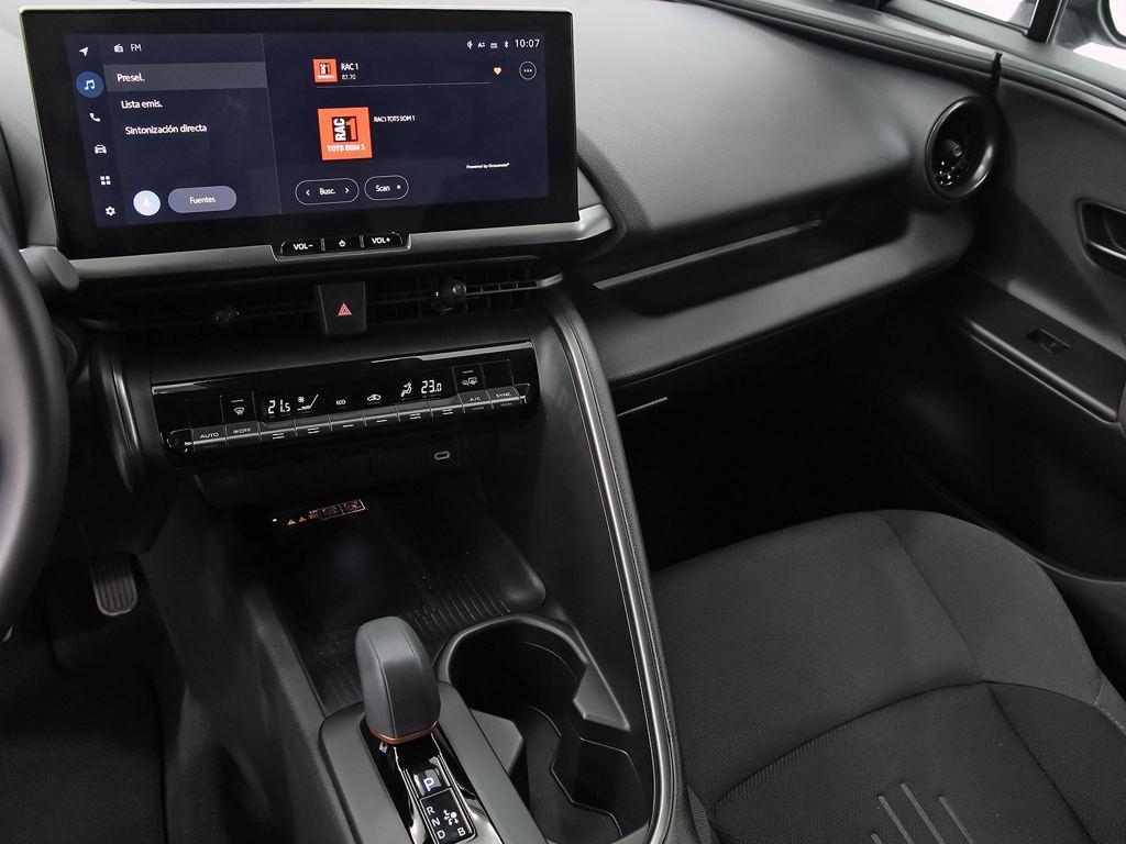 Toyota C-HR 140H Advance 103 kW (140 CV) - 8