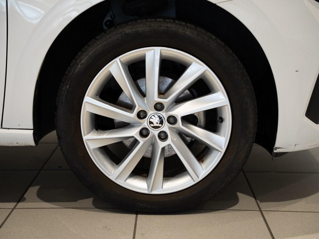 Skoda Scala 1.0 TSI Selection 85 kW (115 CV) - 7