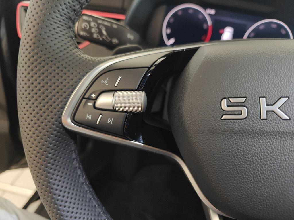 Skoda Kamiq 1.0 TSI Sport DSG 85 kW (115 CV) - 10