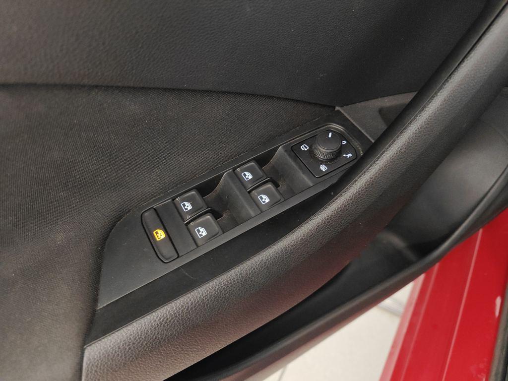 Skoda Kamiq 1.0 TSI Selection 70 kW (95 CV) - 10