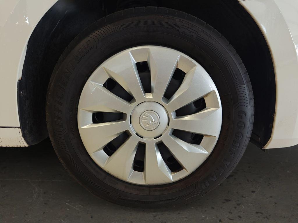 Skoda Fabia 1.0 MPI Active 59 kW (80 CV) - 7