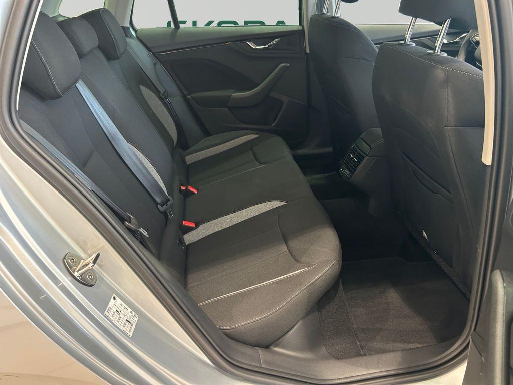 Skoda Kamiq 1.0 TSI Selection 85 kW (115 CV) - 5