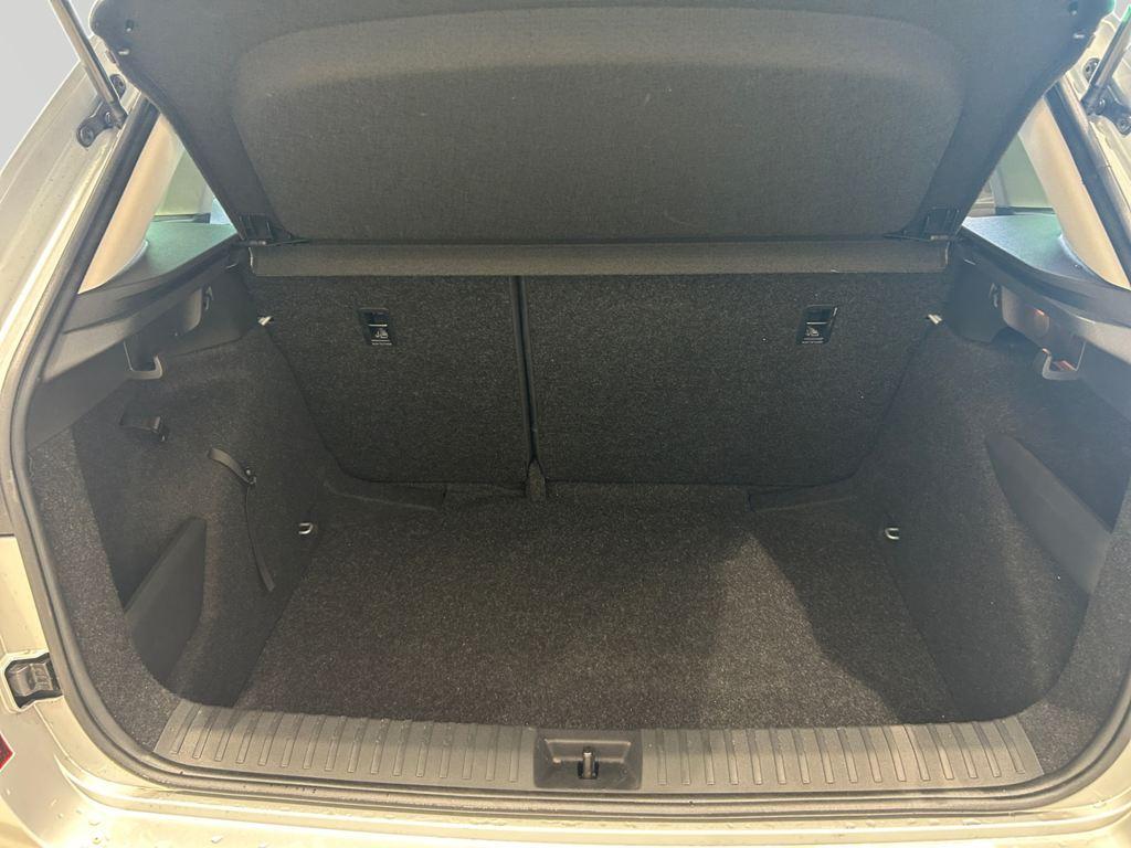 Skoda Kamiq 1.0 TSI Selection 85 kW (115 CV) - 6