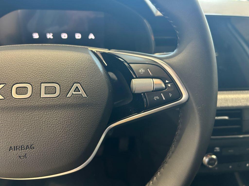 Skoda Kamiq 1.0 TSI Selection 85 kW (115 CV) - 9