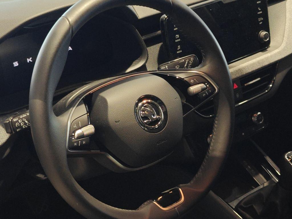 Skoda Kamiq 1.0 TSI Selection 70 kW (95 CV) - 8