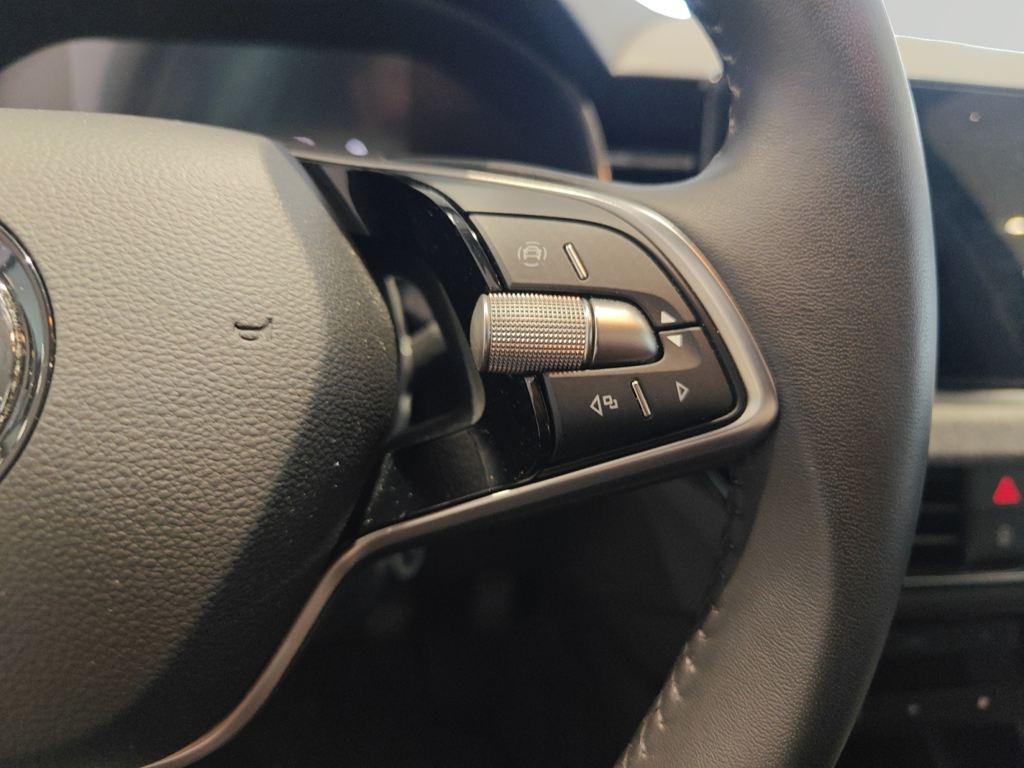 Skoda Kamiq 1.0 TSI Selection 70 kW (95 CV) - 9