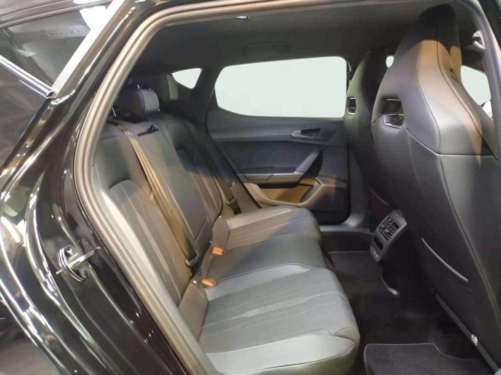 CUPRA León 2.0 TSI VZ DSG 221 kW (300 CV) - 5