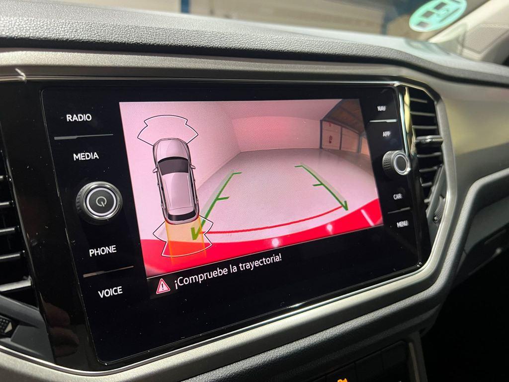 Volkswagen T-Roc Advance 1.0 TSI 81 kW (110 CV) - 10