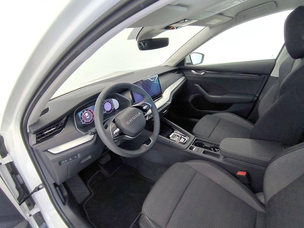 Skoda Octavia 2.0 TDI Selection DSG 110 kW (150 CV) - 8