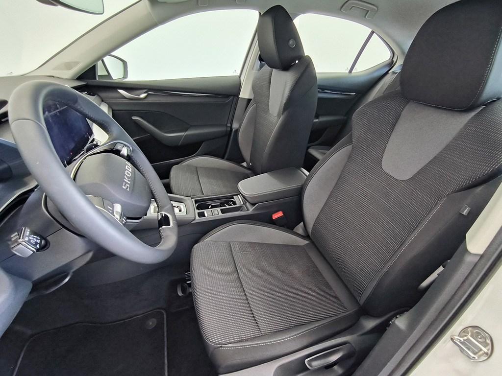 Skoda Octavia 2.0 TDI Selection DSG 110 kW (150 CV) - 11