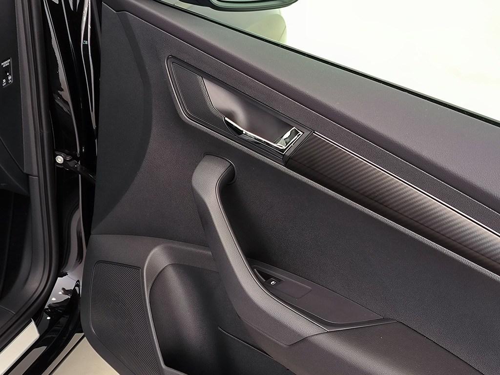 Skoda Karoq 1.5 TSI ACT Sportline DSG 110 kW (150 CV) - 17