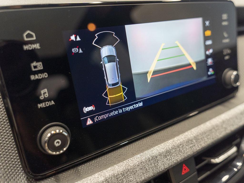 Skoda Kamiq 1.0 TSI Selection DSG 85 kW (115 CV) - 12