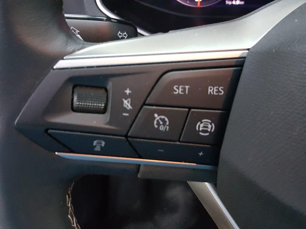 SEAT Arona 1.0 TSI Style XM 81 kW (110 CV) - 11